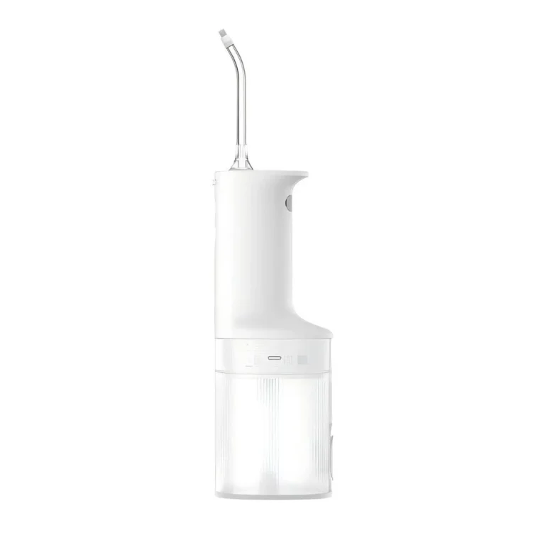 Xiaomi Water Flosser 2 with 3 cleaning modes, a 200mL water tank and rechargeable battery.